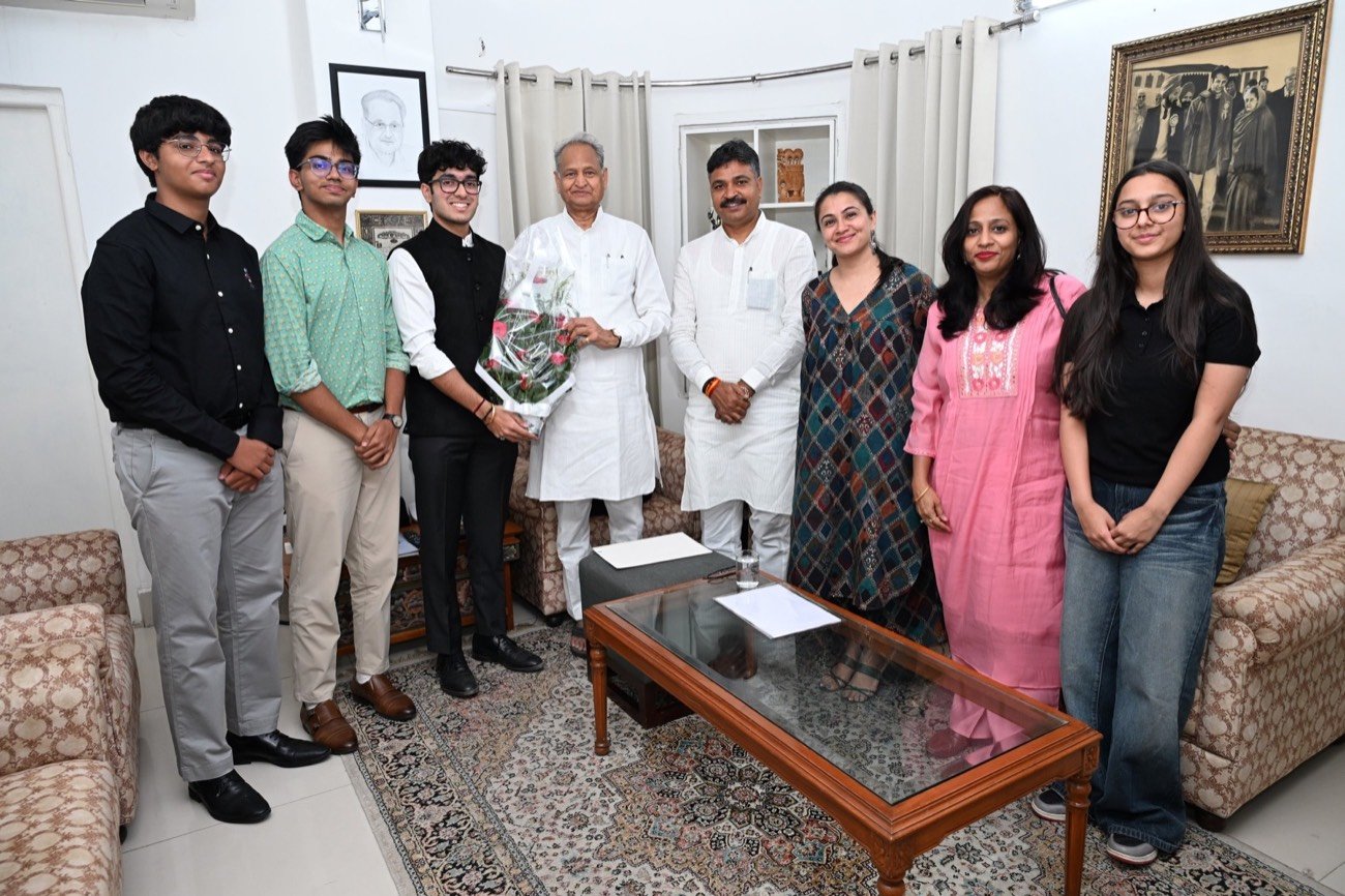 Meeting the former Chief Minister of Rajasthan